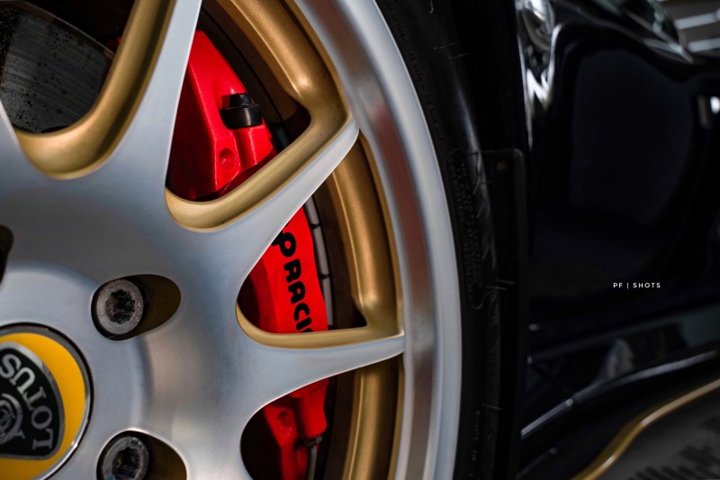 Réaliser un Detailing et traitement céramique sur une lotus à Bordeaux