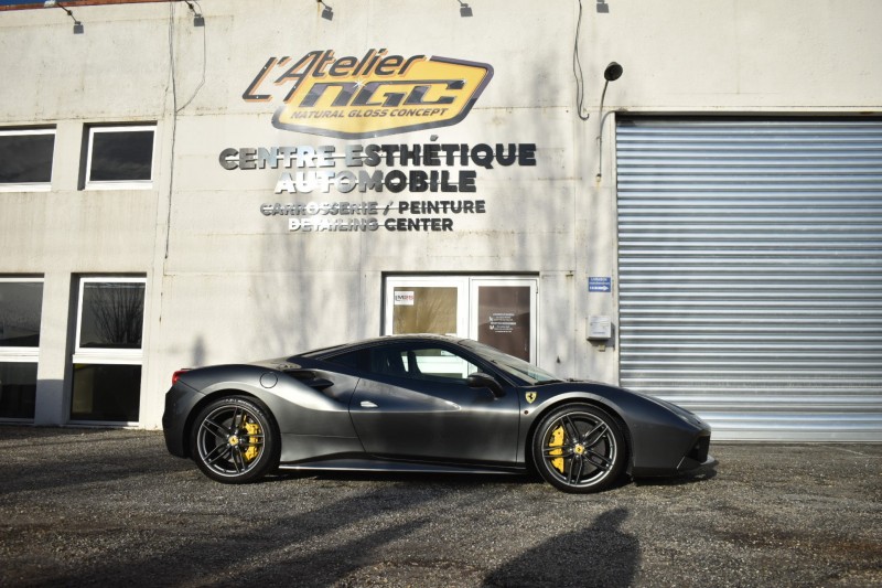 Traitement céramique carrosserie et jantes sur une Ferrari 488 à Merignac près de Bordeaux