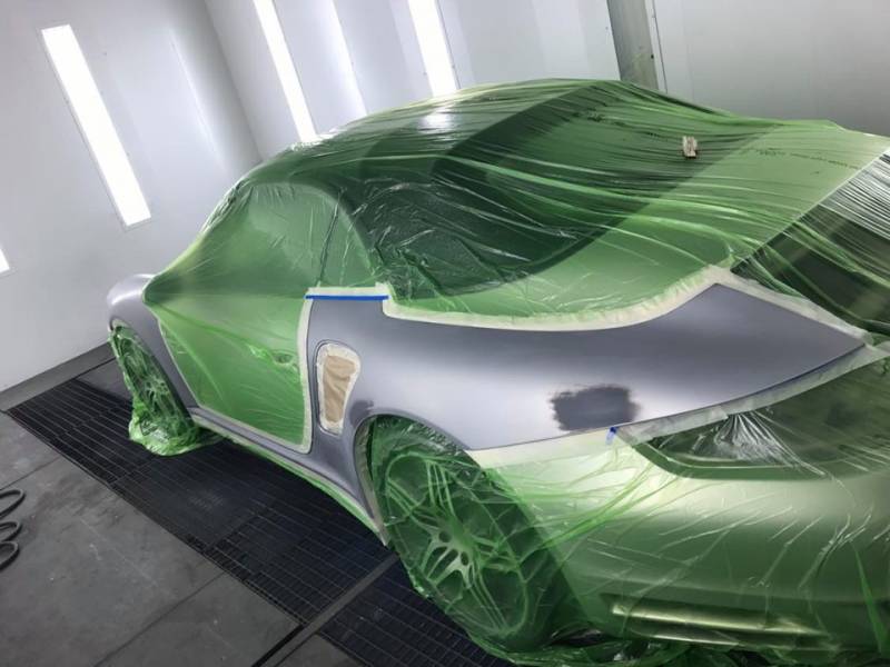 réparation et peinture d'une Porsche 911 Turbo