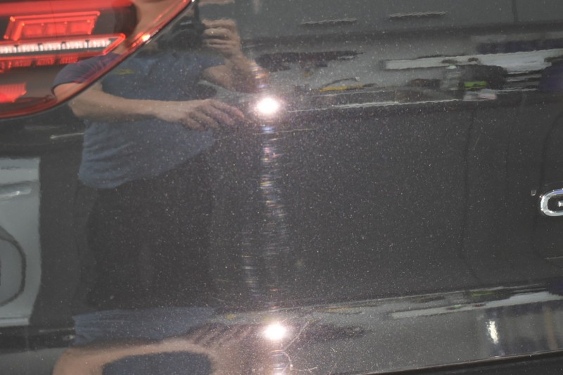 Traitement céramique sur un véhicule neuf  à Mérignac près de Bordeaux .