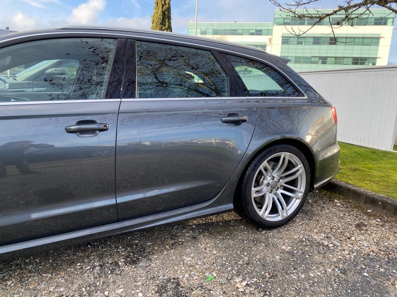 Préparation de véhicule avant mise en vente à travers différents travaux de carrosserie peinture à Merignac près de Bordeaux