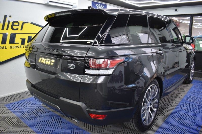 Polissage complet et traitement céramique sur un Range Rover Sport à Mérignac proche de Bordeaux